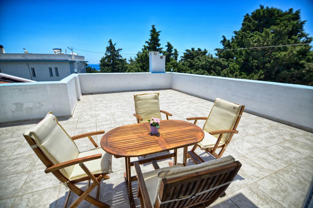 Peskesi Ikaria Apartamento Ágios Kírykos Exterior foto